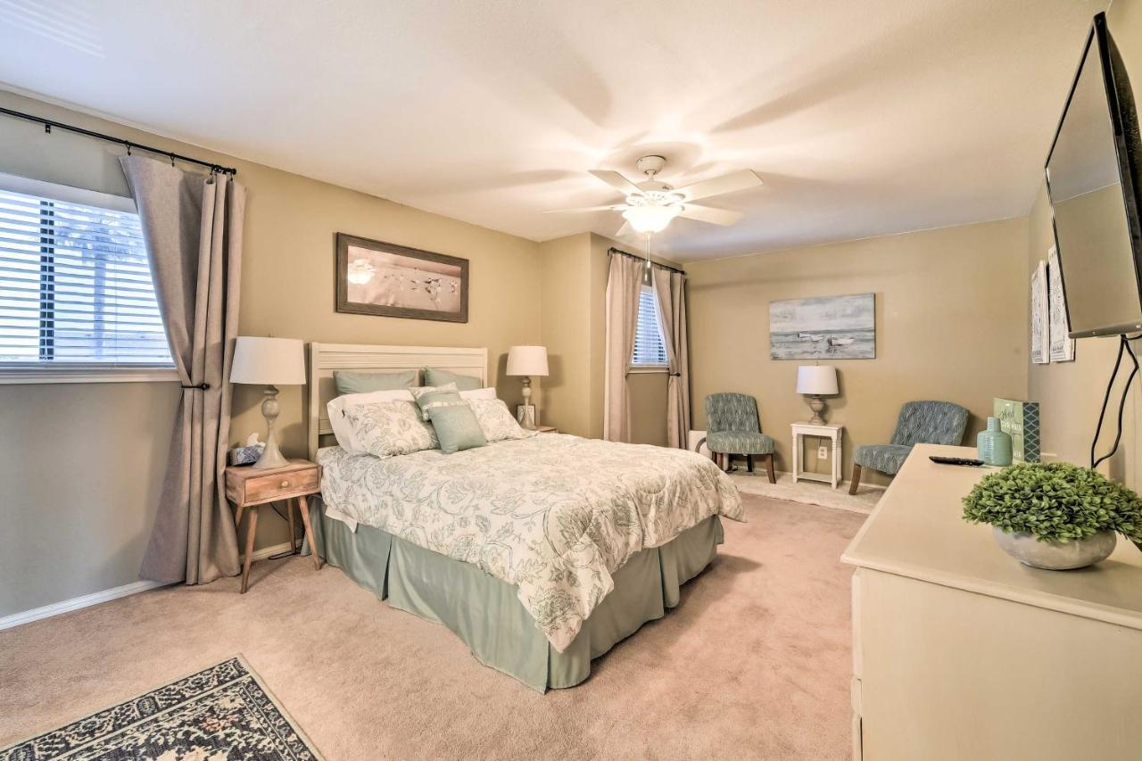 Bright And Breezy Condo, 2 Mi To Whitecap Beach! Corpus Christi Eksteriør billede